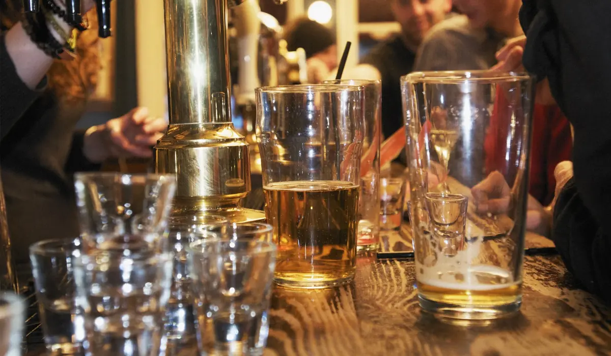 Jeremy Hunt extends alcohol duty freeze: ‘We’re backing the Great British pub!’